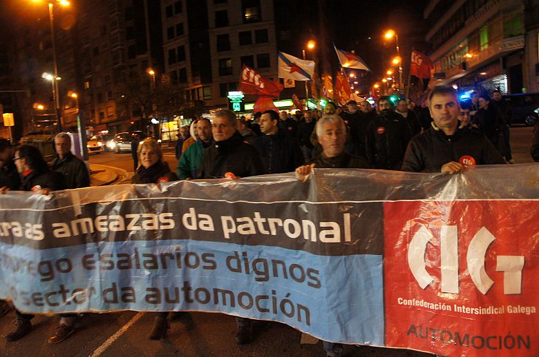 2016 03 10 Manifestacion10MarzoVigo13.JPG